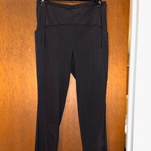 Lululemon Swift Speed Tight size 8 leggings 28”